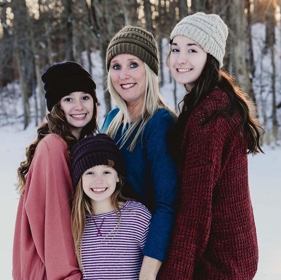 hollyegenolf